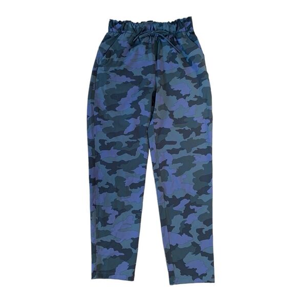 Lululemon Keep Moving Pant Size 4